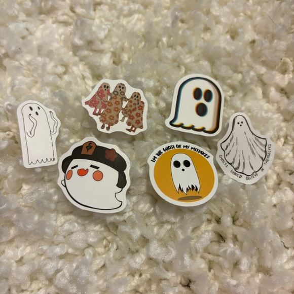 10-Count Ghost Stickers 👻 - Picture 3 of 3